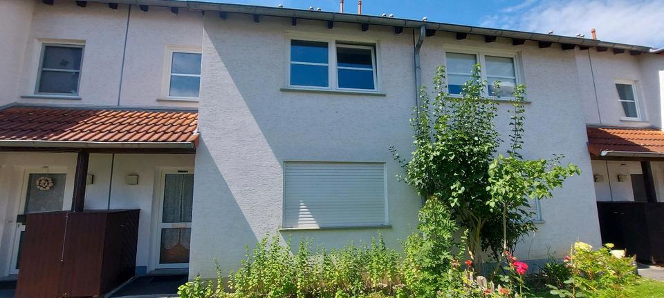 Reihenhaus Lemgo - 5 Zimmer, 121 m&sup2;, 260.000&euro; | Angebot:27255209