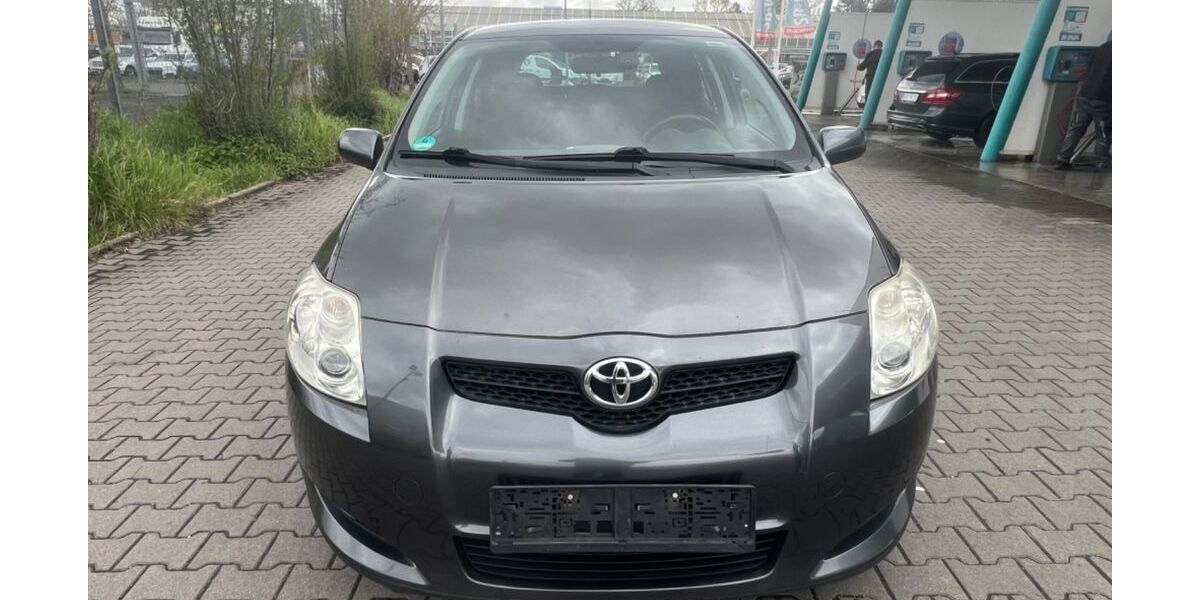 Toyota Auris 219.000 km 2.600 &euro; Germersheim 76726