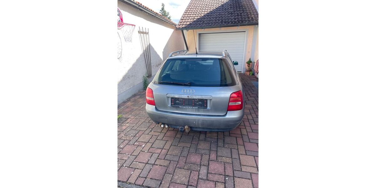 Audi A4 228.000 km 2.500 &euro; Egweil 85116