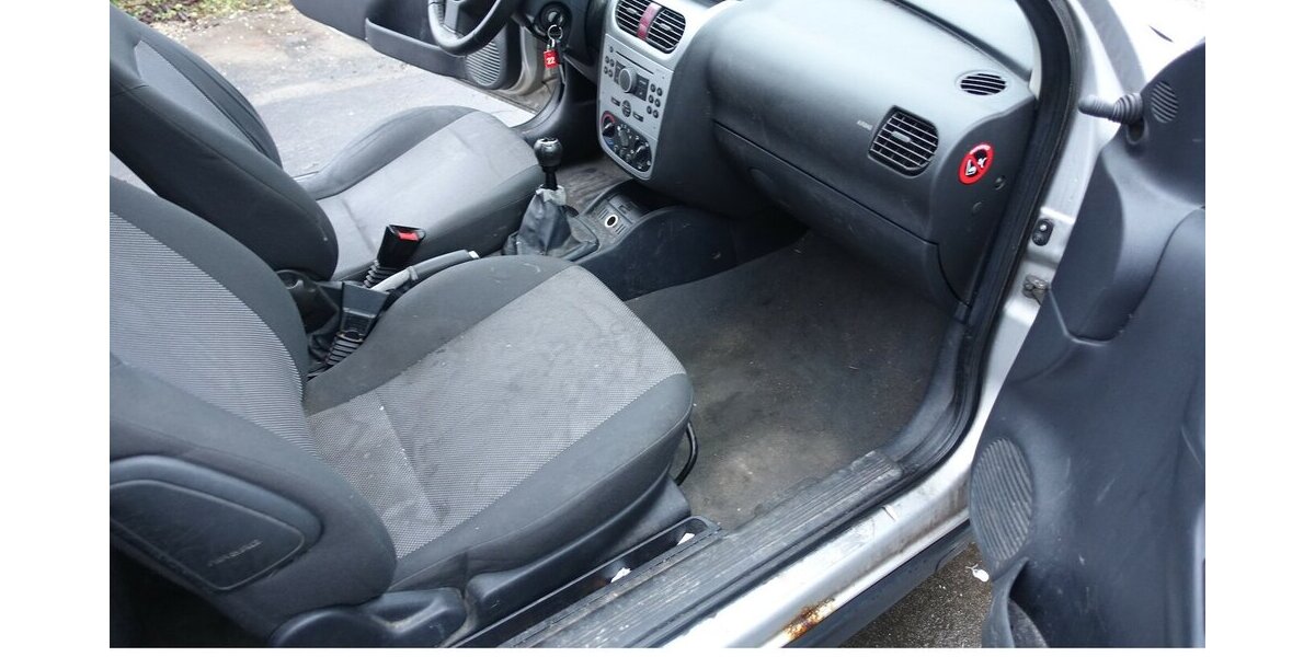 Opel Corsa Klima el. Fenster ohne TÜV fahrbereit 207.000 km 300 &euro; Neumarkt/OPf 92318