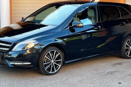 Mercedes-Benz B 200 136.700 km 9.800 &euro; Tiefenbach 94113