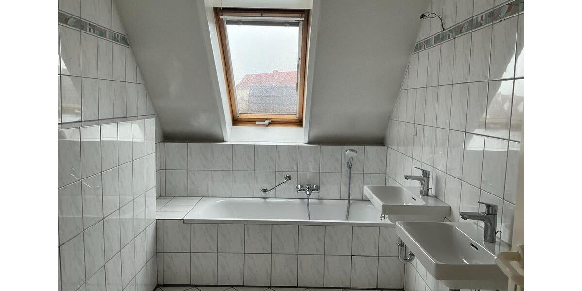 Maisonettenwohnung Mannheim Niederfeld - 4 Zimmer, 134 m&sup2;, 1.300&euro; | Angebot:25932451