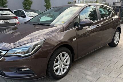Opel Astra 154.000 km 6.400 &euro; Wiesbaden 65205