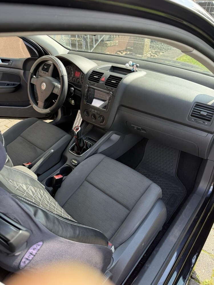 VW golf 5 300.000 km 1.700 € Mittelstrimmig 56858