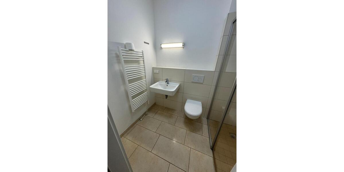 Einfamilienhaus Hanau - 2 Zimmer, 42 m&sup2;, 608&euro; | Angebot:24800005