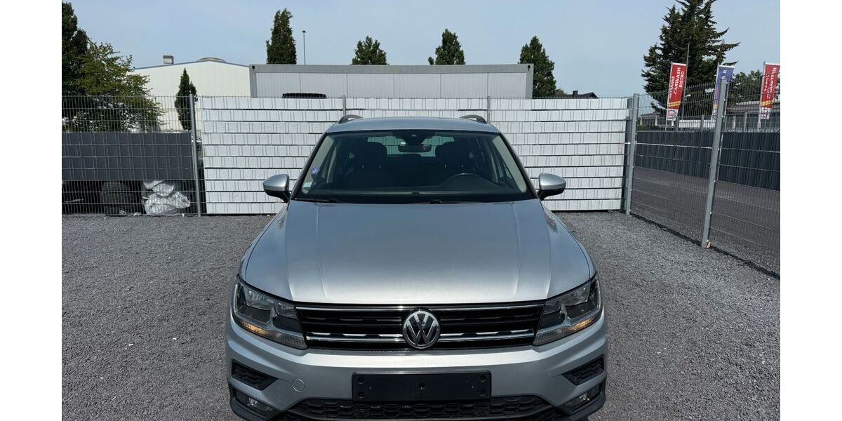 VW Tiguan 221.877 km 12.200 &euro; KEHL 77694