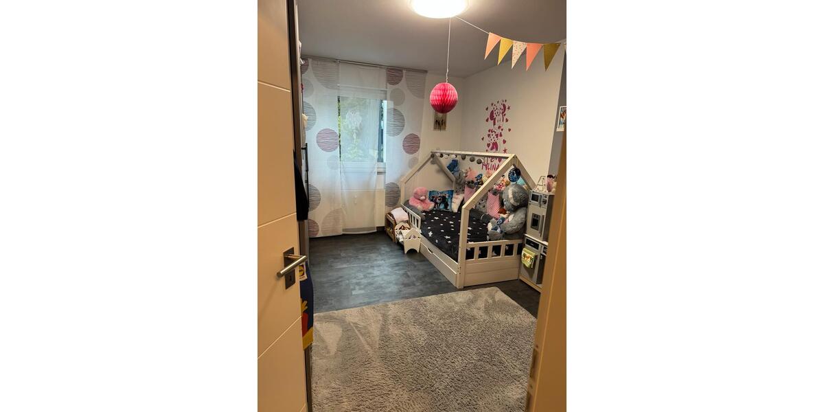 Erdgeschoßwohnung Velbert Langenberg - 3 Zimmer, 85 m&sup2;, 250.000&euro; | Angebot:24816176