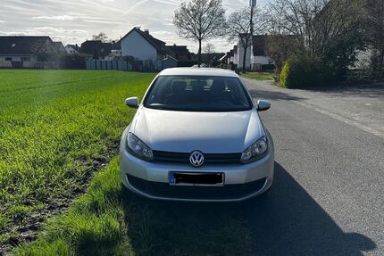 VW Golf 130.000 km 5.900 &euro; Augustdorf 32832