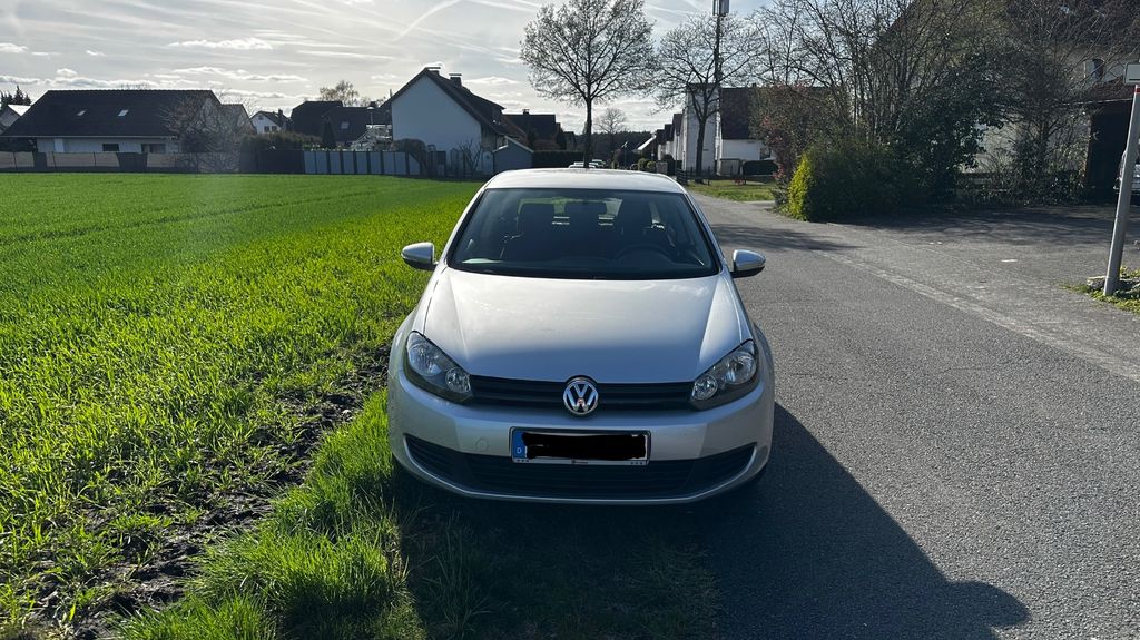 VW Golf 130.000 km 5.900 &euro; Augustdorf 32832
