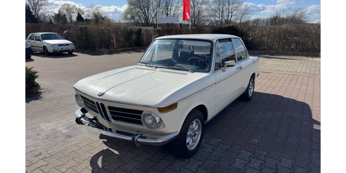BMW 2002 85.000 km 10.990 &euro; Struppen 01796