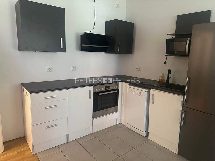 + Alleskönner mit Terrasse + 2 zimmer