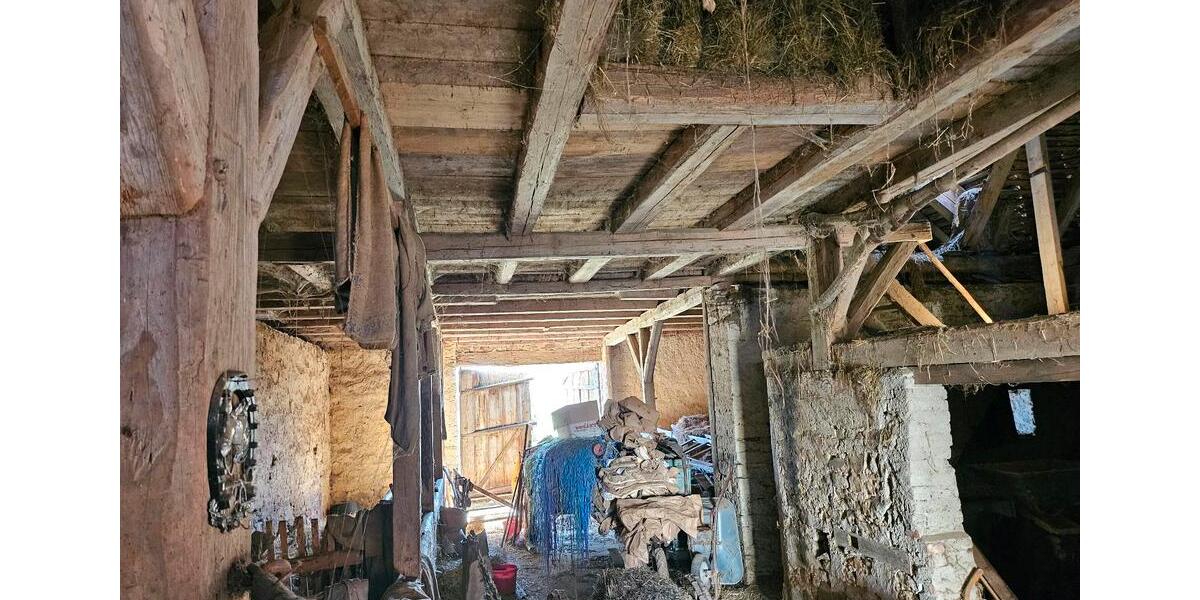 Einfamilienhaus Weißenburg in Bayern - 9 Zimmer, 200 m&sup2;, 312.000&euro; | Angebot:26059004