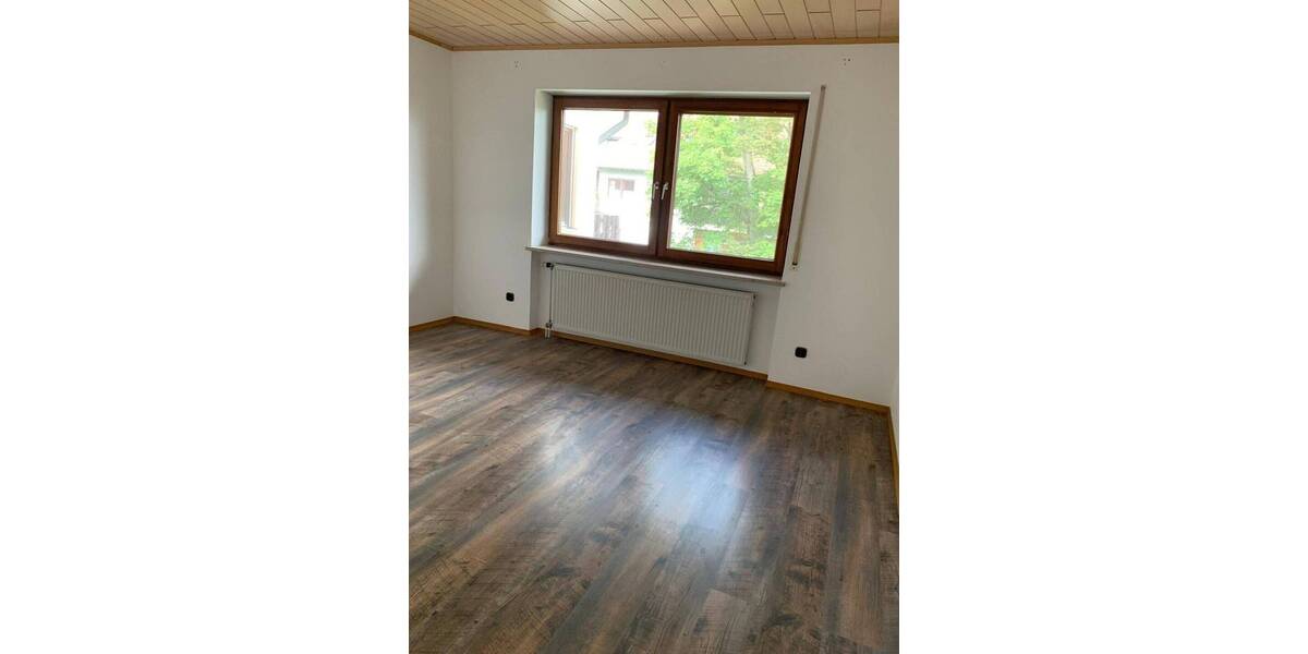 Etagenwohnung Plattling - 3 Zimmer, 78 m&sup2;, 179.000&euro; | Angebot:26908755