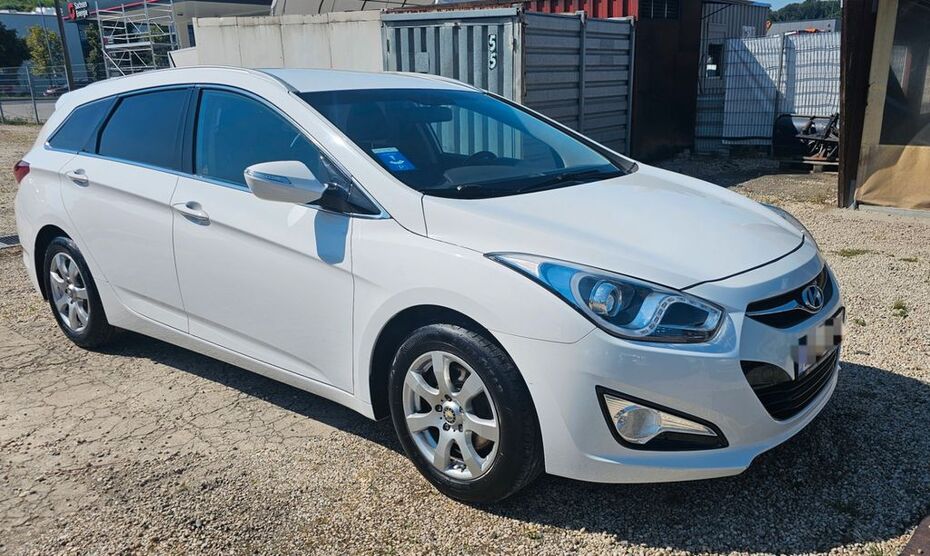 Hyundai i40 149.999 km 7.990 € PIRNA 01796