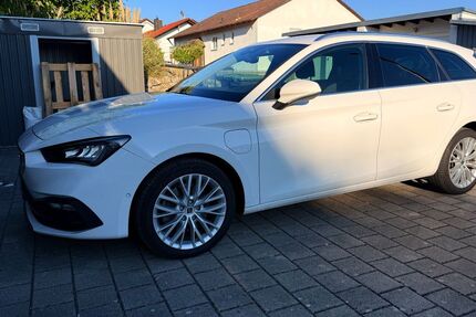 Seat Leon 79.680 km 18.499 &euro; Neufahrn 85375