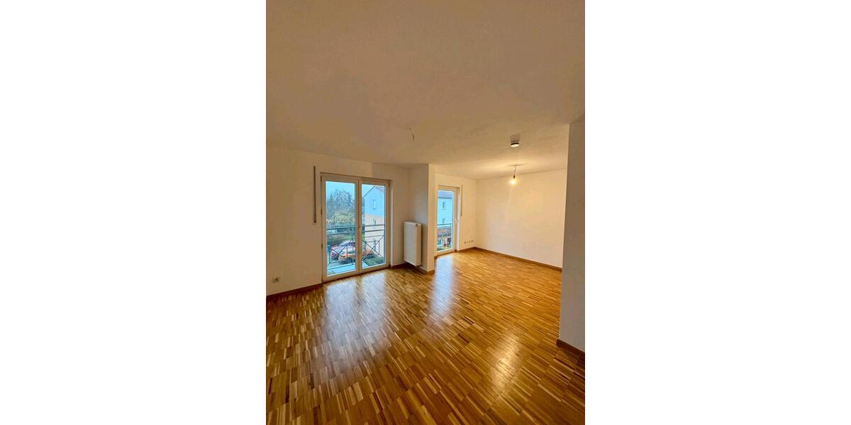 Reihenhaus Ingolstadt Münchener Straße - 6 Zimmer, 124 m&sup2;, 640.000&euro; | Angebot:27093191