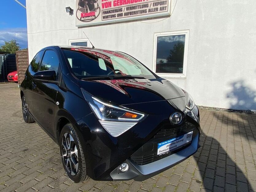 Aygo (X)