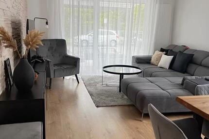 3-Zimmer-Wohnung in Hoheneck mit Terrasse & Garage zimmer