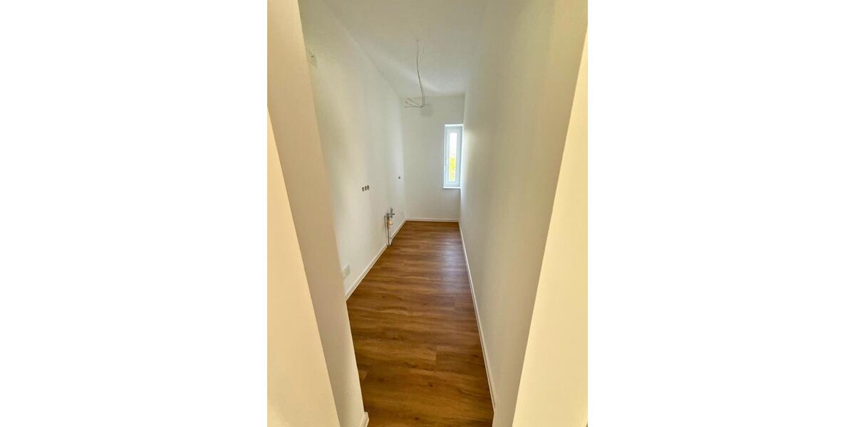 Mehrfamilienhaus, Wohnhaus Hannover Herrenhausen-Stöcken - 18 Zimmer, 350 m&sup2;, 5.000&euro; | Angebot:26454275