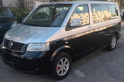 VW T5 Transporter 331.000 km 7.950 &euro; München 81243