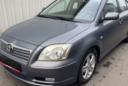 Toyota Avensis 203.000 km 3.390 &euro; Böblingen 71034