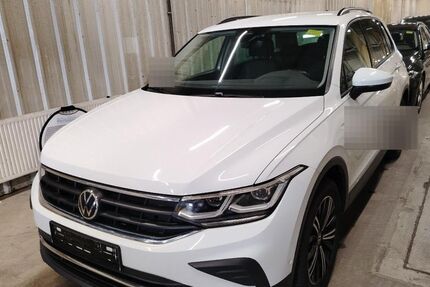 VW Tiguan 85.000 km 23.450 &euro; Bebra 36179