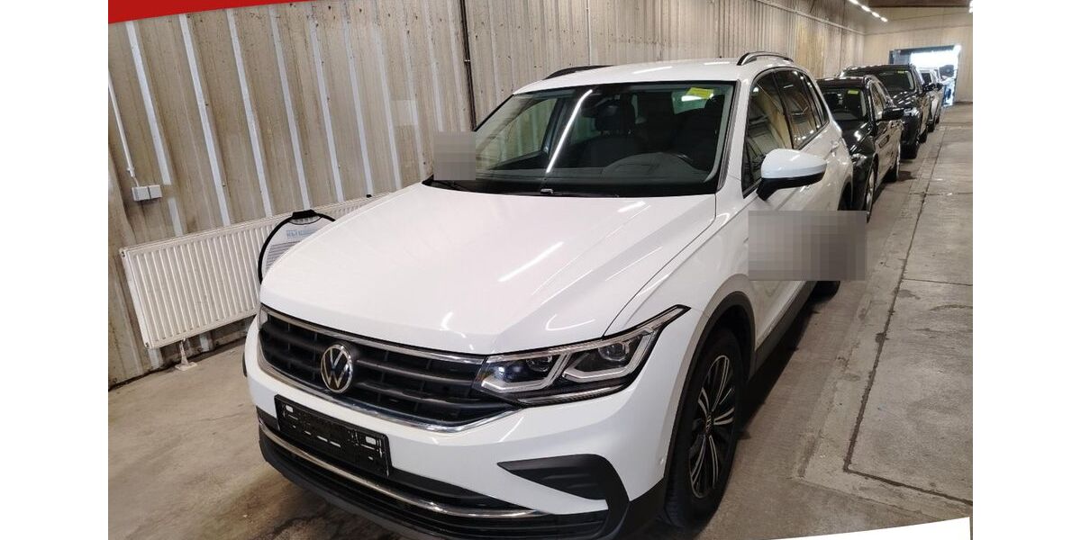 VW Tiguan 85.000 km 23.450 &euro; Bebra 36179