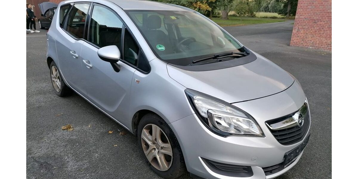 Opel Meriva 280.000 km 2.499 &euro; Paderborn 33100