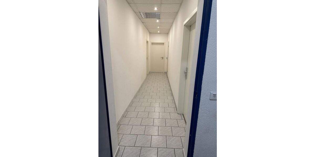 Helle Bürofläche (88 m²) in Fürth - 2 große Büros, Teeküche, Top-Anbindung, provisionsfrei zimmer