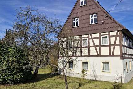 Haus zum Kaufen in Forchheim 69.000 € 155 m² 8 zimmer