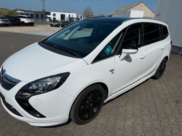 Opel Zafira 229.987 km 8.999 &euro; Paderborn 33106