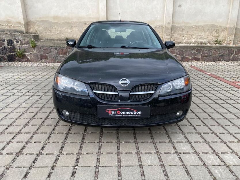 Nissan Almera 165.319 km 999 € Dresden 01187