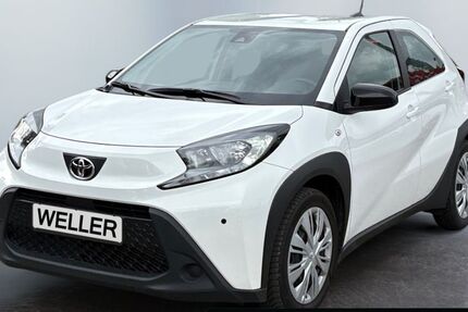 Toyota Aygo (X) 17.183 km 13.990 &euro; Bielefeld 33609