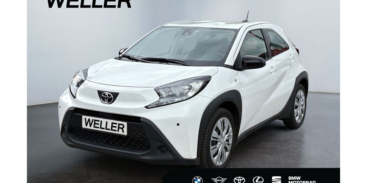 Toyota Aygo (X) 17.183 km 13.990 &euro; Bielefeld 33609