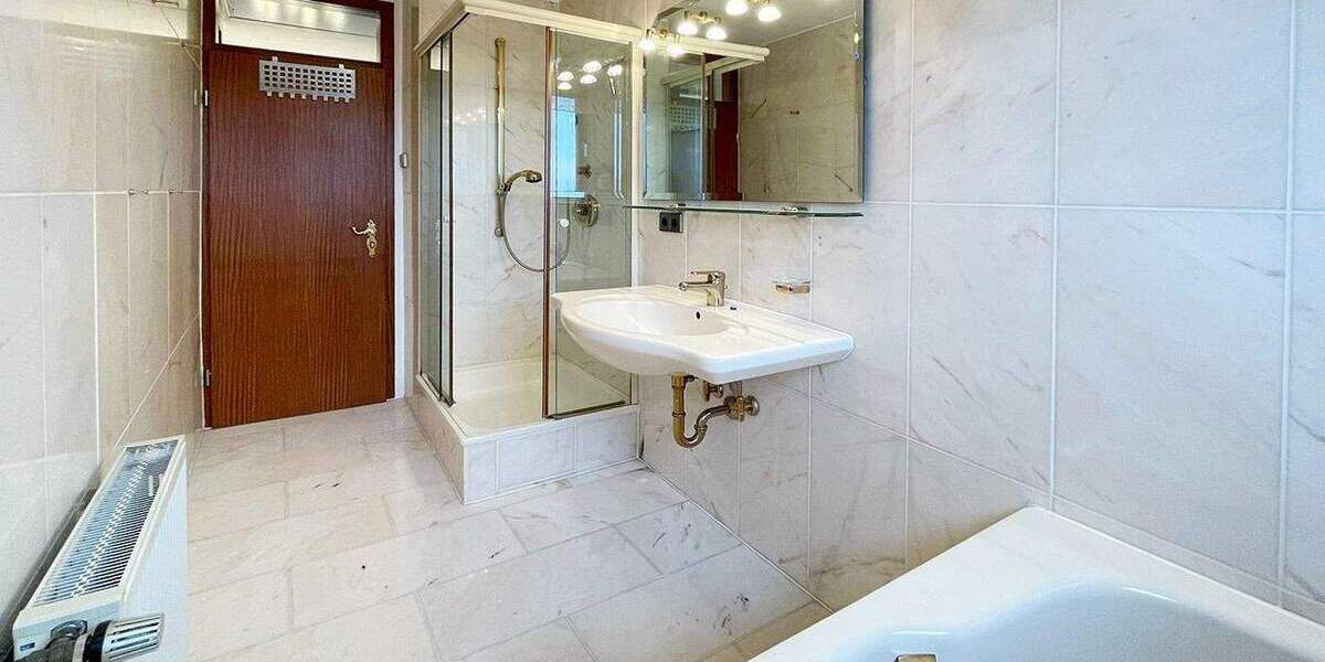 Einfamilienhaus Stuttgart Rohr - 8 Zimmer, 155 m&sup2;, 2.200&euro; | Angebot:24974564