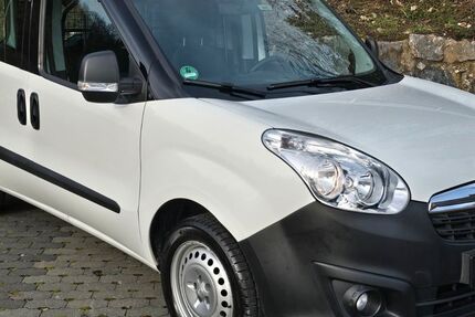 Opel Combo 40.000 km 8.999 &euro; Wetzlar 35576