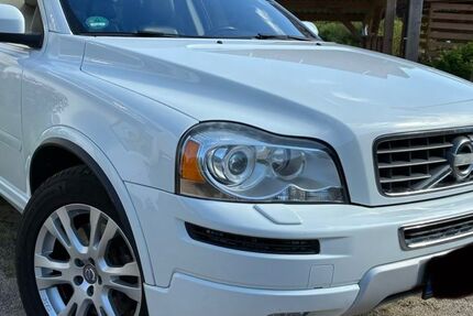 Volvo XC90 225.000 km 13.900 &euro; ELMENHORST-Lichtenhagen 18107