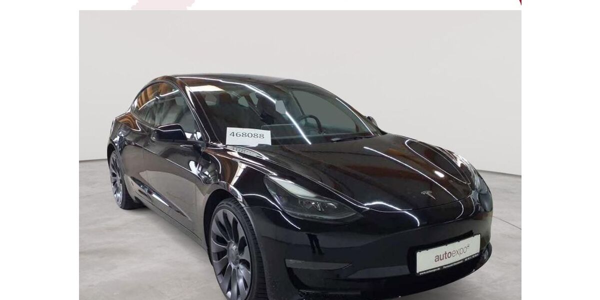 Tesla Model 3 94.293 km 27.289 &euro; Fernwald-Steinbach 35463