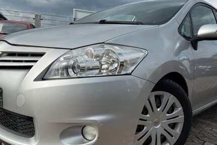 Toyota Auris 218.400 km 3.990 € Hildesheim 31137