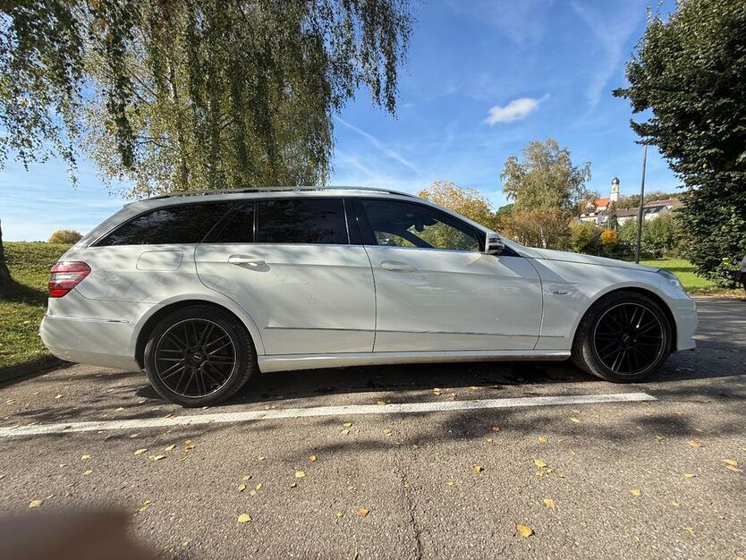 Mercedes-Benz E 300 313.100 km 8.000 € Rechberghausen 73098