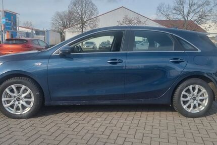 Kia ceed / Ceed 95.000 km 12.900 &euro; Worms 67547