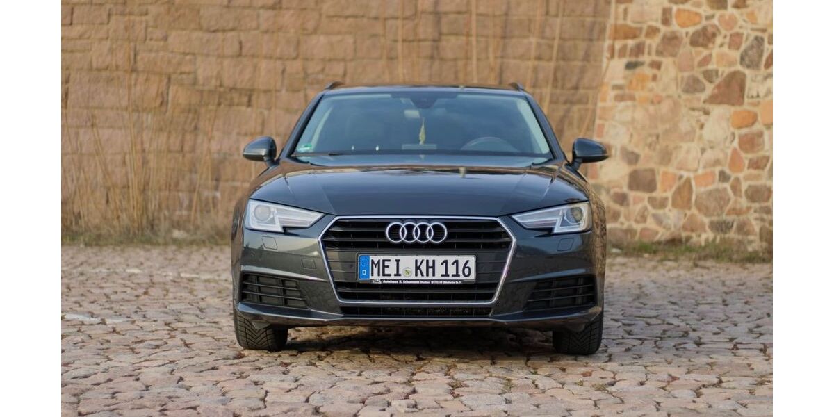 Audi A4 102.289 km 22.999 &euro; Meißen 01662