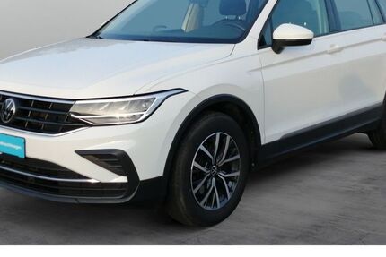 VW Tiguan 87.600 km 29.980 &euro; Kreuzwertheim 97892