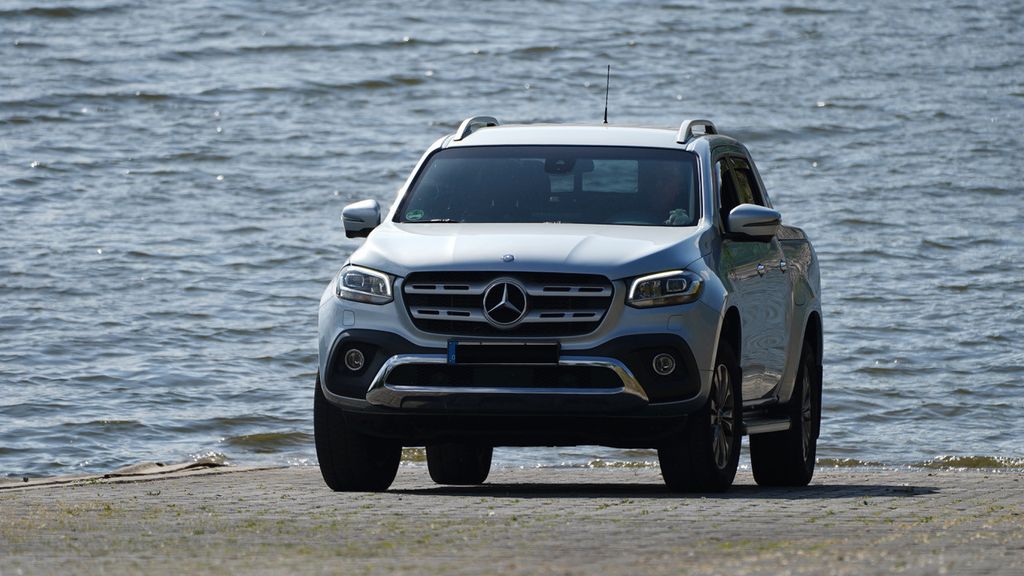 Mercedes-Benz X 350 86.000 km 36.700 &euro; Oestrich-Winkel 65375
