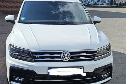 VW Tiguan 77.000 km 25.750 € Berlin 13439