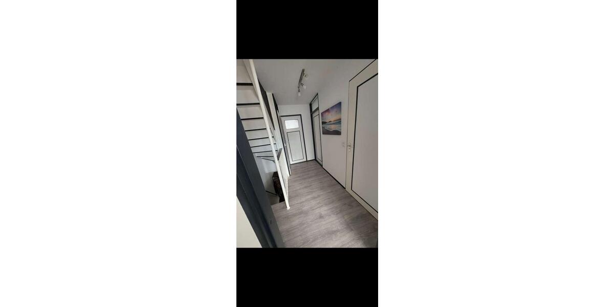 Reihenhaus Wilhelmshaven Fedderwardergroden - 4.5 Zimmer, 100 m&sup2;, 900&euro; | Angebot:26241999