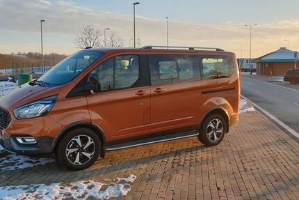 Ford Tourneo Custom 27.000 km 37.800 € Halle (Saale) 06116