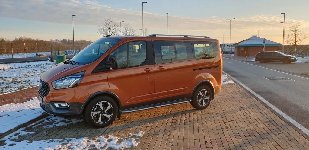 Ford Tourneo Custom 27.000 km 38.500 € Halle (Saale) 06116