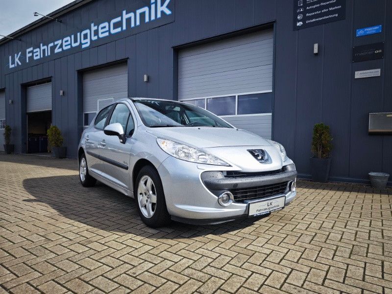 Peugeot 207 93.563 km 3.990 € Tostedt 21255