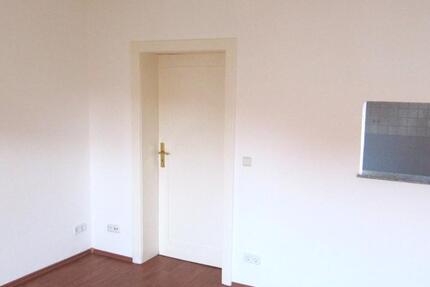 Wohnung Naumburg (Saale) - 2 Zimmer, 58 m&sup2;, 450&euro; | Angebot:25930947